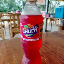 แฟนต้าสีแดง