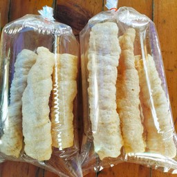 แคบหมูเจทอดถุงละ 40 บาท