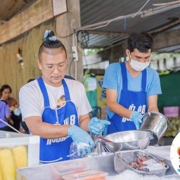 ยำ ล้าน 8 แซ่บลืมผัว