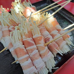 บาบีคิวยืนหนึ่ง(Stand  1 BBQ) สาขา2