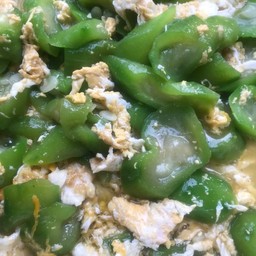 บวบผัดไข่