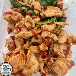 ข้าวกะเพราไก่ชิ้น ต้องเบิ้ล