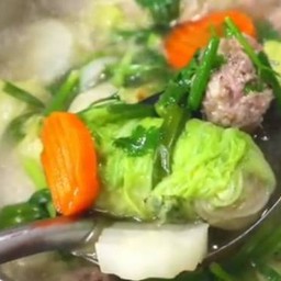 แกงต้มจืดหมูสับผักกาดขาว