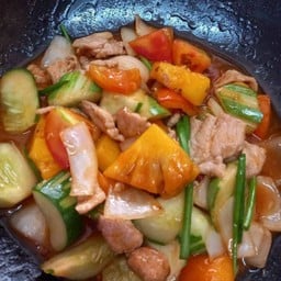 ผัดเปรี้ยวหวาน