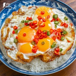 ข้าวไข่ดาว 3 ฟอง