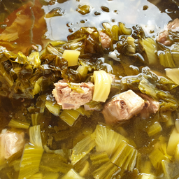 ต้มจืดผักกาดดองซี่โครงหมู