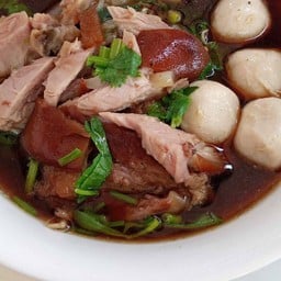 ก๋วยเตี๋ยวมาร์วิน