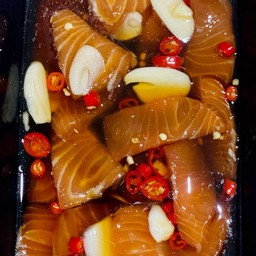 แซลม่อนดองซีอิ้ว