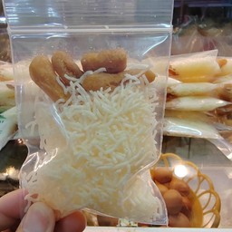 หมีกรอบ