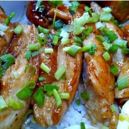 หอมฉุย ค่ายสุรศักดิ์มนตรี