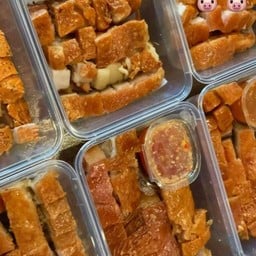 หมูกรอบ S