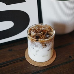 ลาเต้เย็น