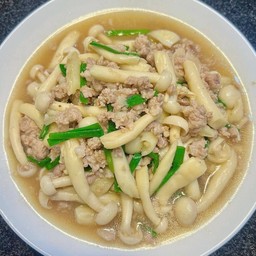 ผัดเห็ดชิเมจิ