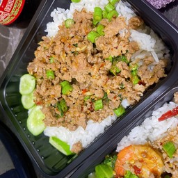 กะเพราหมูสับ พริกแห้ง