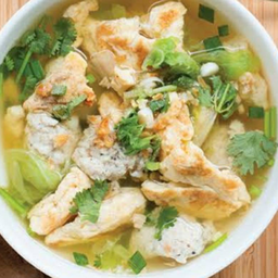 ต้มไข่น้ำหมูสับ