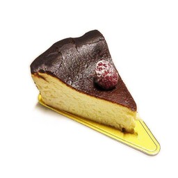 BASQUE BURNT CHEESE CAKE