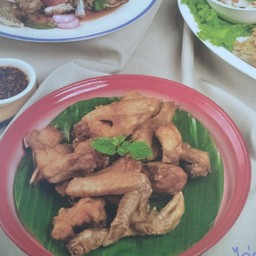 ไก่กระเทยทอด จานเล็ก