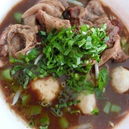 เกาเหลารวมหมู สด ตับ ตุ๋น