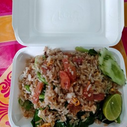 ข้าวผัดแหนม