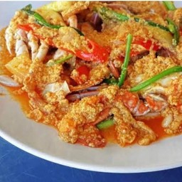 ปูม้าตัว ผัดผงกะหรี่