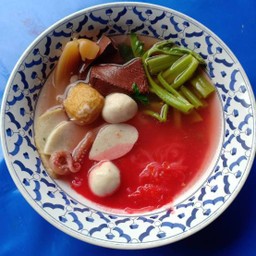 เส้นเล็กน้ำเย็นตาโฟ