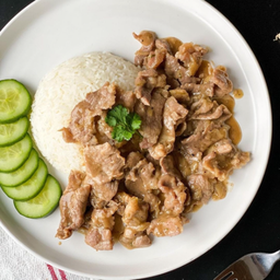 ข้าวหมูกระเทียม