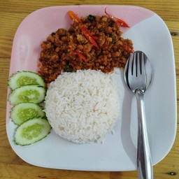 ข้าวราดคั่วกลิ้งหมู