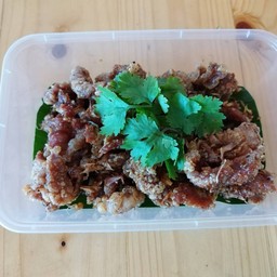 หมูทอดกระเทียม