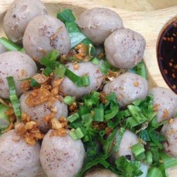 ลวกจิ้มลูกชิ้น+น้ำจิ้มรสเด็ด