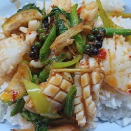 ผัดฉ่า หมึก