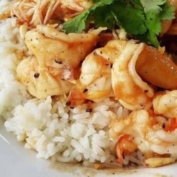 ข้าวกุ้งกระเทียม