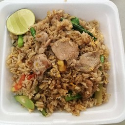 ข้าวผัดหมู