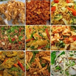 ร้านฮาลาลฟู้ด (อาคารเกษมทัศนา) ม.เกษมบัณฑิต (ร่มเกล้า) ชั้นล่าง ร้านที่ 4 ( Halal Food &  Kasem Bundit University Romklao)