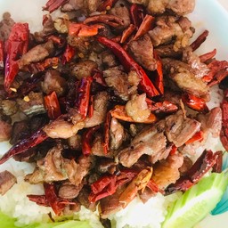 กะเพราเครื่องในไก่