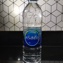 น้าดืมคริสตัล