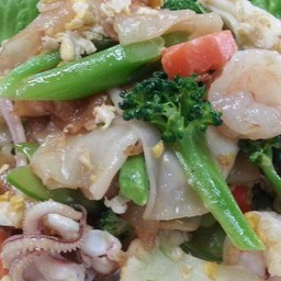 ผัดซีอิ๊วทะเล