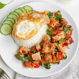 ข้าวกะเพราหมูกรอบ