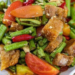 ตำถั่วหมูกรอบ