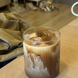 on cloud nine coffee 1/105 Ladphrao 8