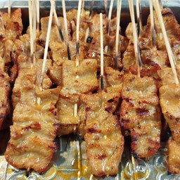 หมูปิ้ง เเชมป์เปี้ยนส์   ลาดพร้าว 130