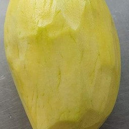 มะม่วงเปรี้ยว แก้วขมิ้น ใส่กล่อง