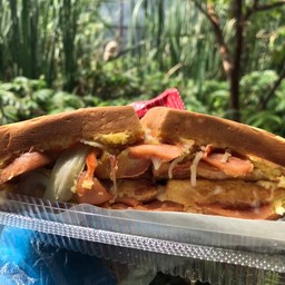 วาฟเฟิล ไส้กรอก