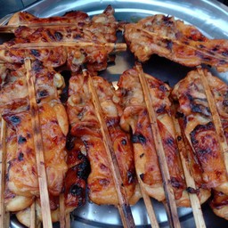 ไก่ย่างเนื้อสะโพก