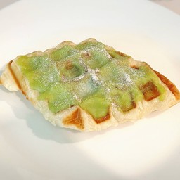 ครอฟเฟิลสังขยาใบเตย Pandan Custard