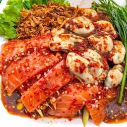 ยำแซลมอน+หอยนางรม