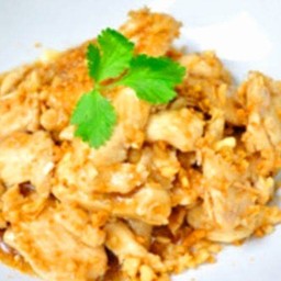 ไก่กระเทียม