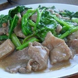 ราดหน้าหมูหมัก