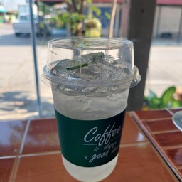 น้ำมะนาวเย็น