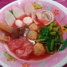 เกาเหลาเย็นตาโฟ