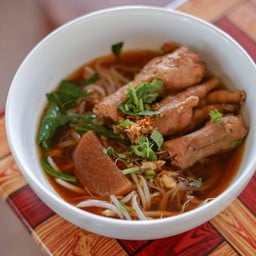 ข้าวไข่เจียวบุปเฟ่ต์&กะเพราไข่ข้น น่าน